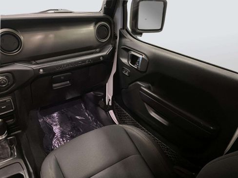 Used 2019 Jeep Wrangler Unlimited Sport S AWD/4WD image 22