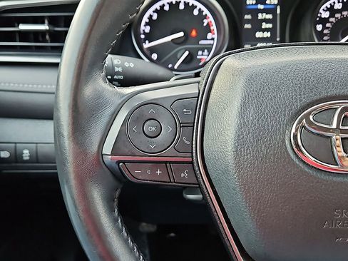 Used 2024 Toyota Camry SE w/ Convenience Package image 18