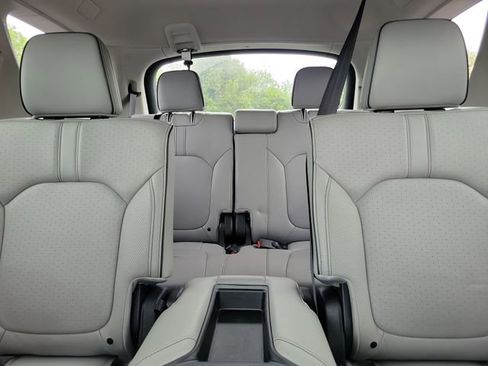 Used 2023 Honda Pilot Elite image 23