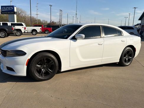 Used 2020 Dodge Charger SXT image 5
