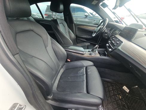 Used 2018 BMW 530e RWD image 8