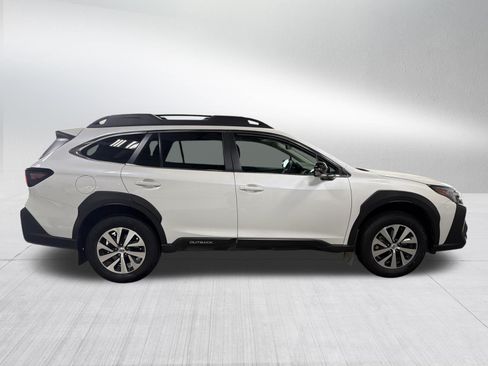 Certified 2025 Subaru Outback Premium AWD/4WD image 8