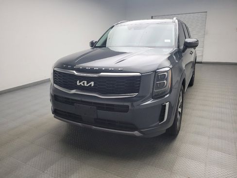 Used 2022 Kia Telluride EX w/ EX Premium Package FWD image 15