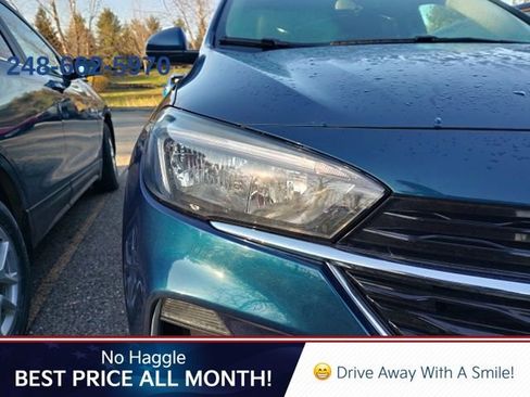 Used 2021 Buick Encore GX Select image 8