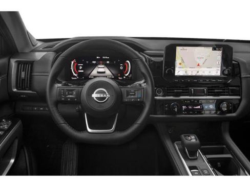 Used 2023 Nissan Pathfinder Platinum AWD/4WD image 7