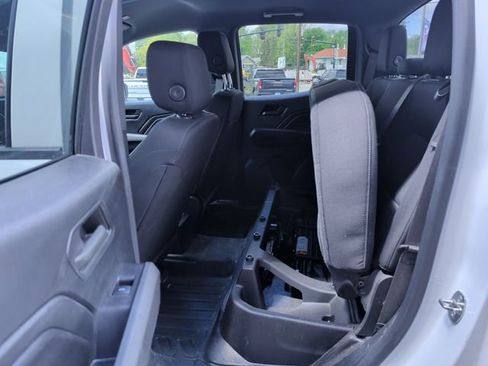 Used 2023 Chevrolet Colorado W/T RWD image 27