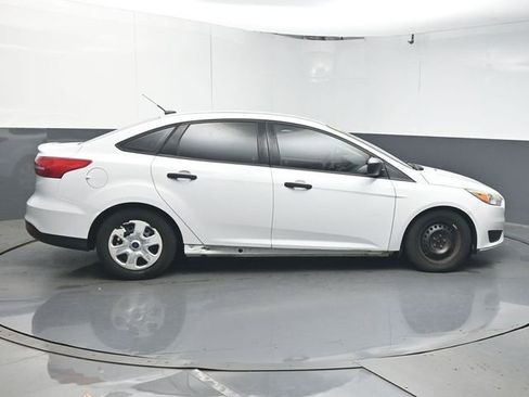 Used 2016 Ford Focus S FWD image 8