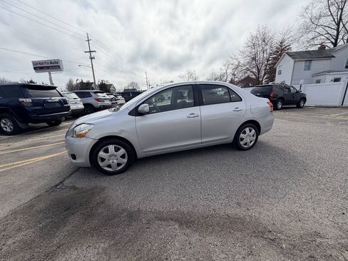 Used 2009 Toyota Yaris Sedan FWD image 16