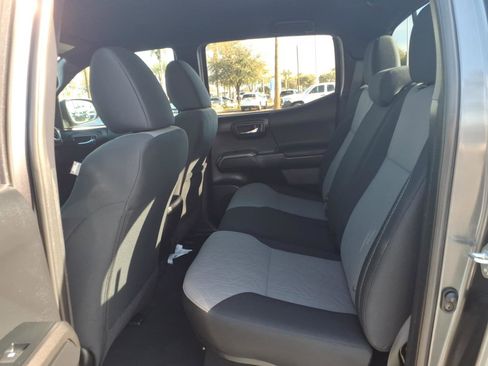 Certified 2021 Toyota Tacoma TRD Off-Road w/ Technology Package image 10