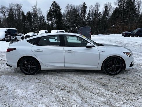 Used 2023 Acura Integra A-Spec image 6