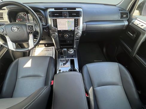 Used 2023 Toyota 4Runner SR5 Premium w/ Moonroof Package AWD/4WD image 12