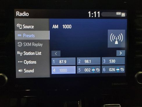 Used 2022 Toyota Corolla SE image 25