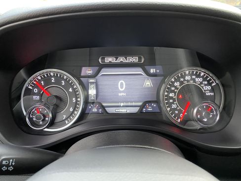 Used 2025 RAM 1500 Big Horn AWD/4WD image 21