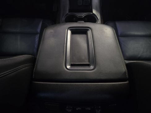 Used 2019 Chevrolet Tahoe LT w/ Texas Edition Package RWD image 13