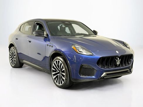 Used 2025 Maserati Grecale Modena AWD/4WD image 44