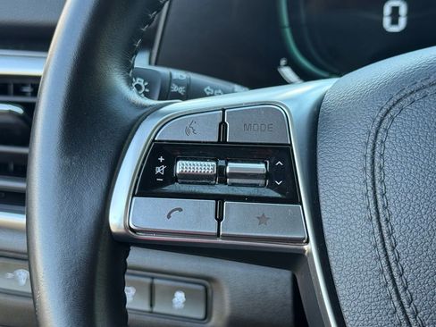 Used 2025 Kia Telluride S image 22