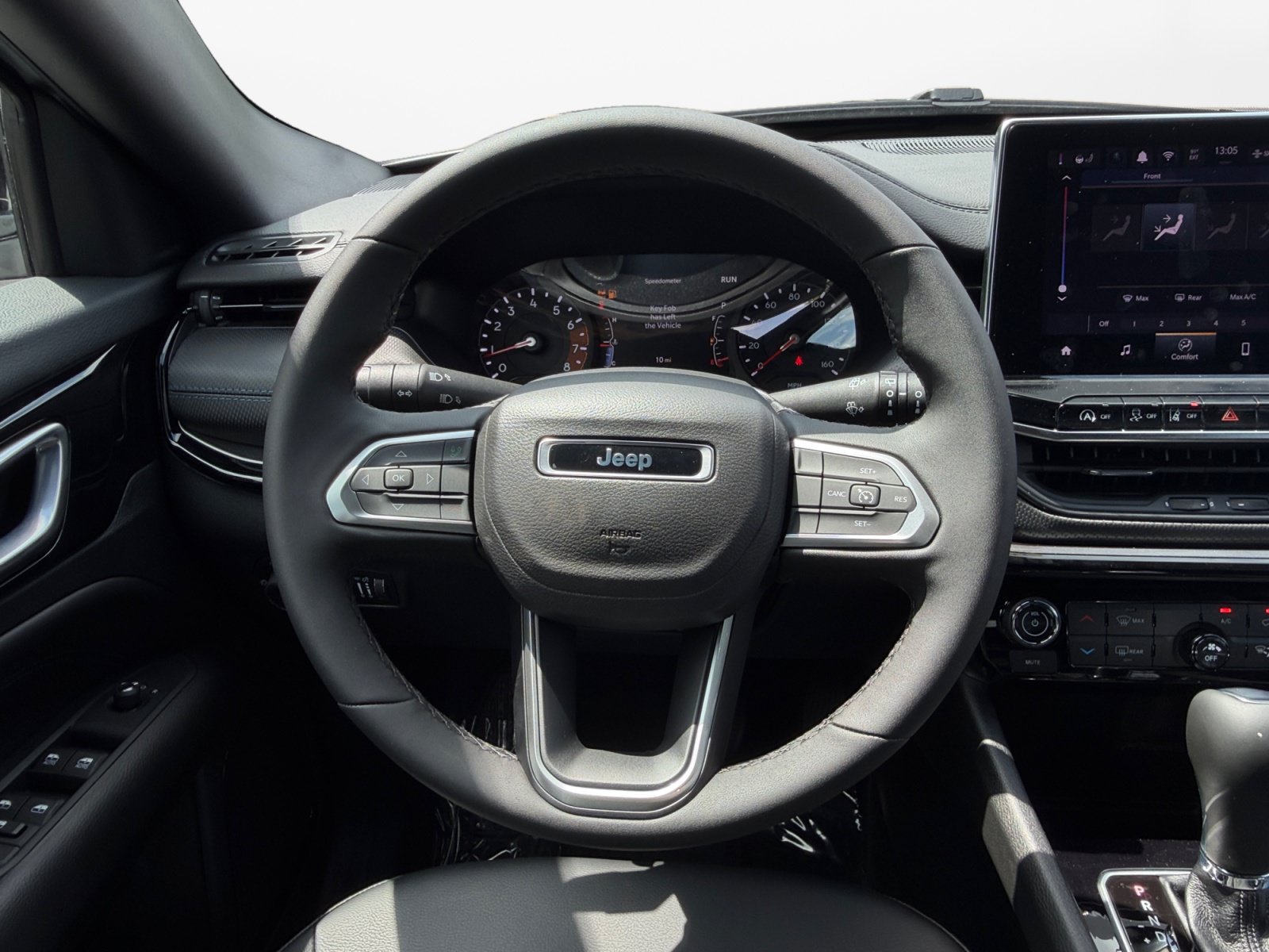 New 2026 Jeep Compass Latitude AWD/4WD image 16