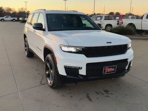 New 2025 Jeep Grand Cherokee L Limited image 4
