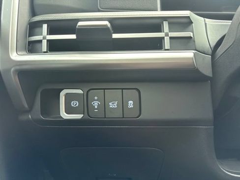 Used 2026 Hyundai Santa Fe SEL AWD/4WD image 19