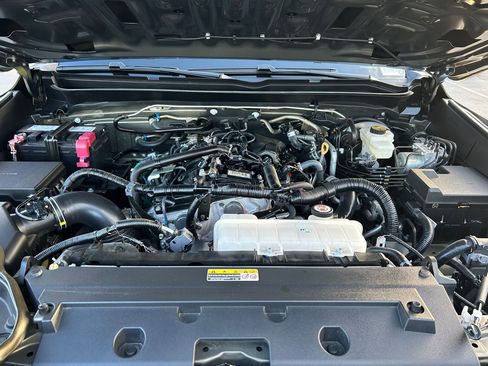 Certified 2025 Toyota Tacoma TRD Sport image 30