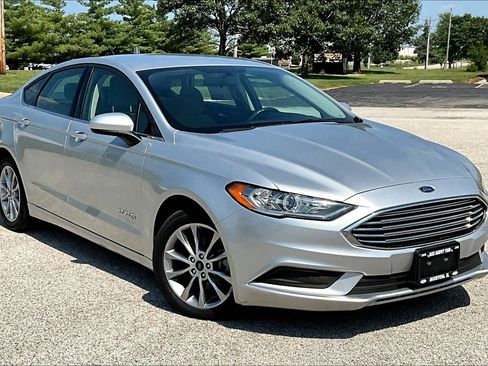 Used 2017 Ford Fusion S image 37