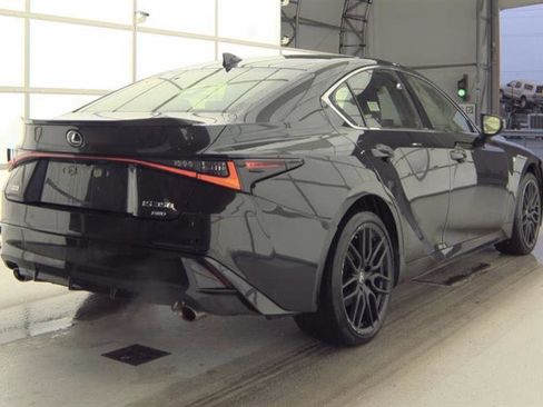 Used 2021 Lexus IS 350 F Sport w/ Dynamic Handling Package AWD/4WD image 5