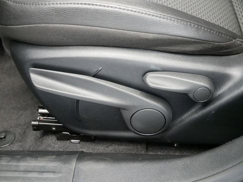 Certified 2025 Jeep Compass Latitude image 4