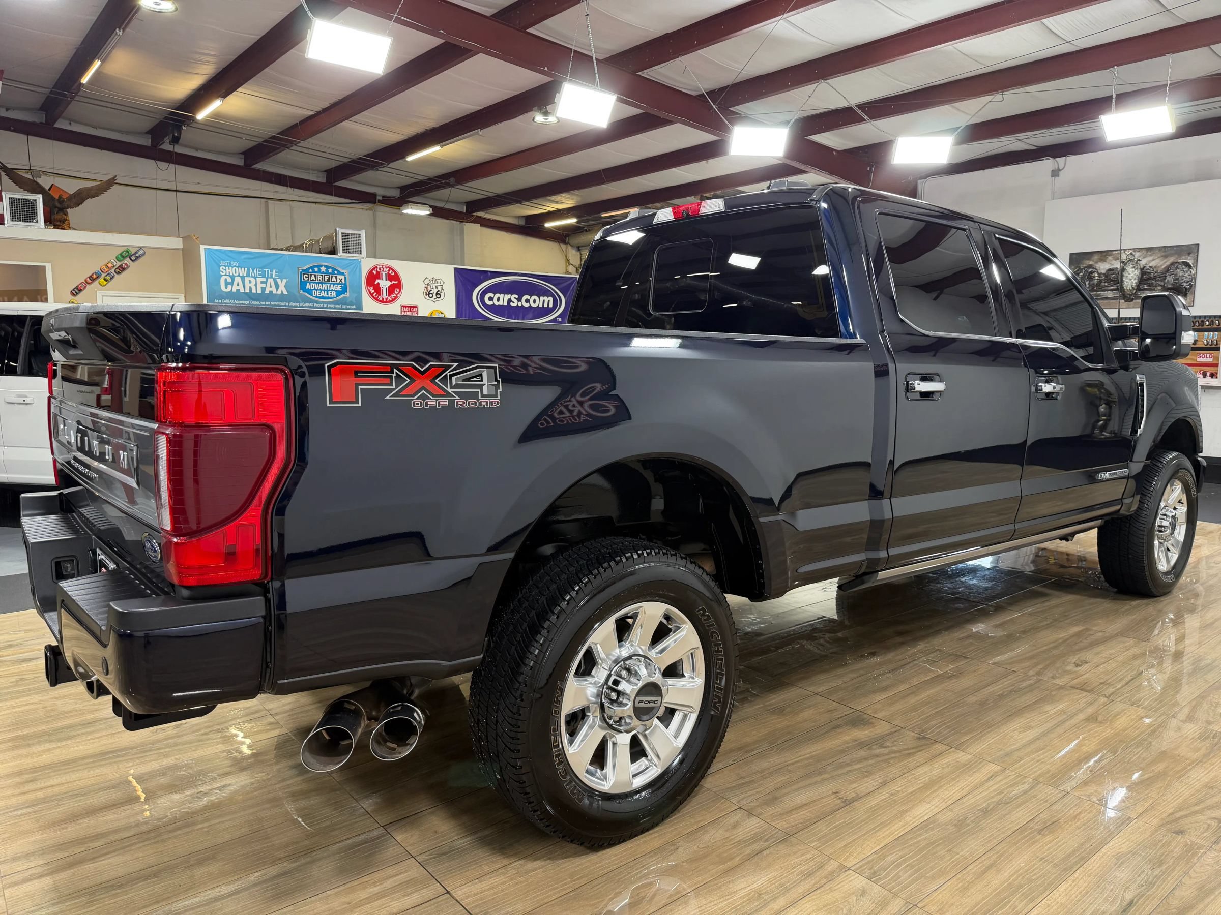 Used 2022 Ford F250 Platinum AWD/4WD image 6