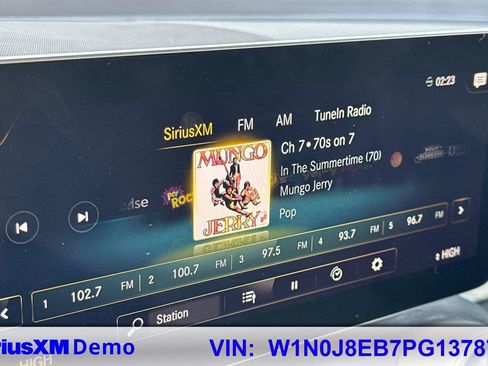 Used 2023 Mercedes-Benz GLC 300 4MATIC Coupe image 35