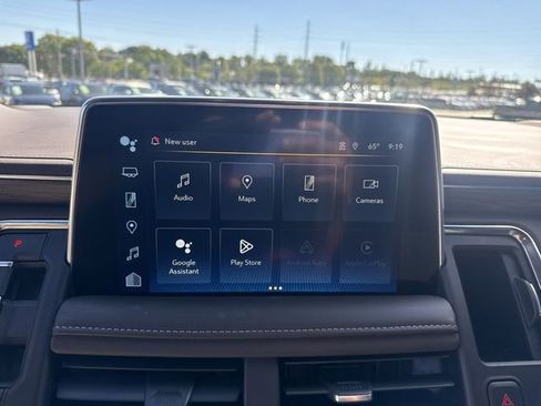 Used 2022 Chevrolet Tahoe LT w/ Luxury Package RWD image 16