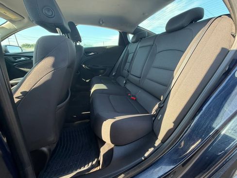 Used 2016 Chevrolet Malibu LT FWD image 10