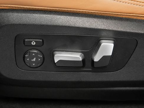 Used 2023 BMW X5 sDrive40i w/ Parking Assistance Package RWD image 19