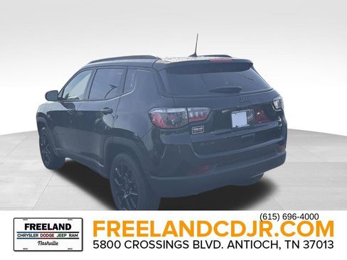 New 2026 Jeep Compass Latitude image 5
