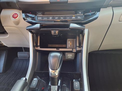 Used 2016 Honda Accord EX-L image 15