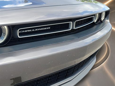 Used 2023 Dodge Challenger SXT RWD image 29