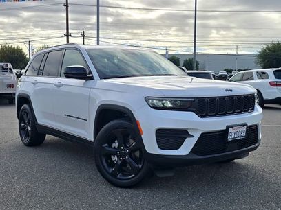 Certified 2024 Jeep Grand Cherokee Altitude