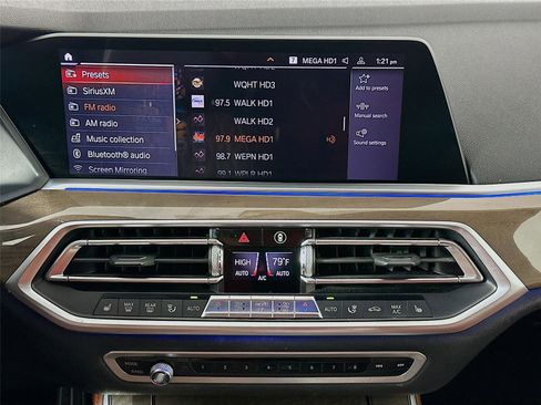 Used 2019 BMW X5 xDrive40i w/ M Sport Package image 15