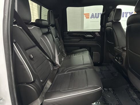 Used 2024 GMC Sierra 2500 AT4X image 36
