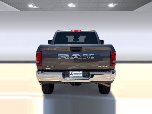 Used 2026 RAM 2500 Big Horn AWD/4WD image 10
