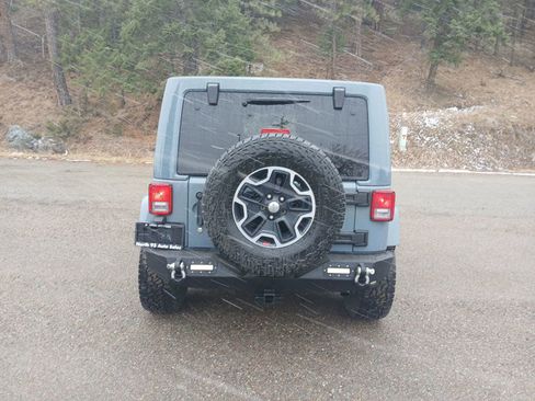 Used 2014 Jeep Wrangler Unlimited Sahara w/ Connectivity Group image 5