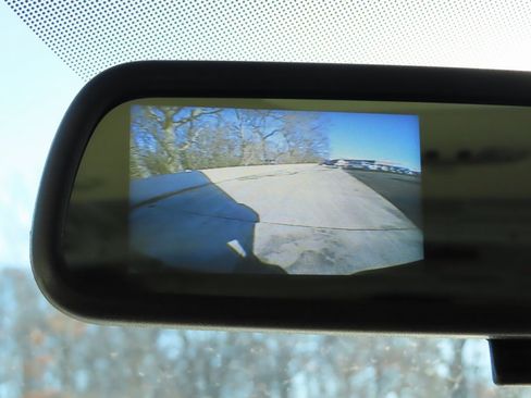 New 2025 Chevrolet Express 2500 Work Van w/ Safety Package image 7