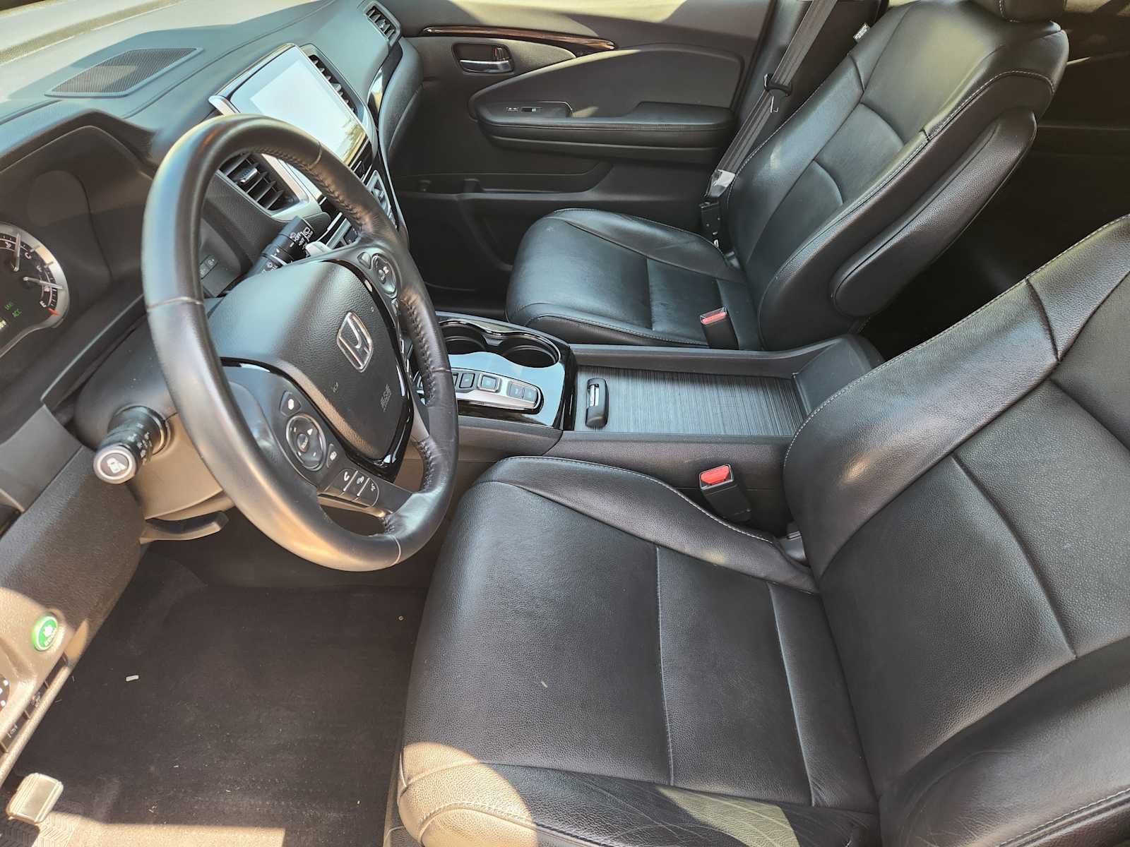 Used 2017 Honda Pilot Touring image 12