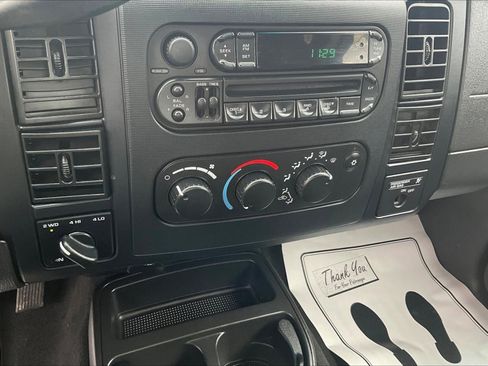 Used 2004 Dodge Dakota 4x4 Club Cab w/ Tire & Handling Group image 15