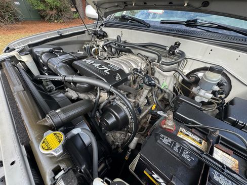 Used 2004 Toyota Sequoia Limited image 40