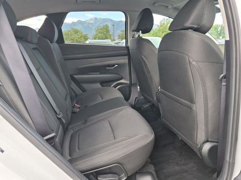 Certified 2025 Hyundai Tucson SEL AWD/4WD image 32