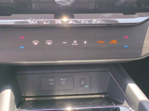 New 2025 Nissan Murano SL image 12