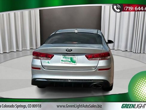 Used 2020 Kia Optima LX image 4