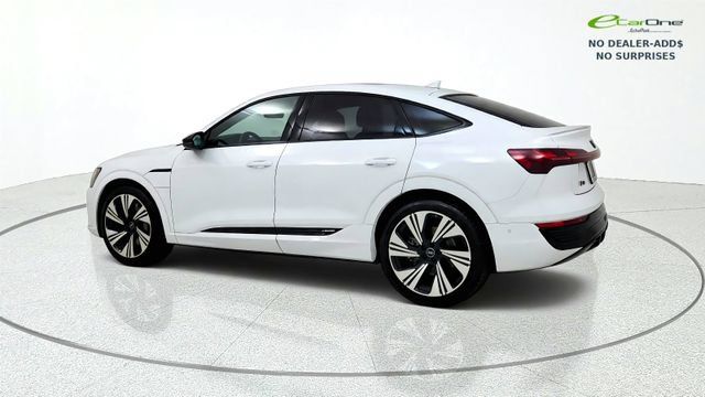 Used 2024 Audi Q8 e-tron Prestige w/ Prestige Package AWD/4WD image 6