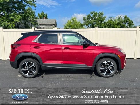 Used 2021 Chevrolet TrailBlazer RS w/ Convenience Package FWD image 1