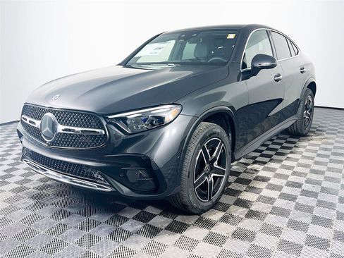 New 2026 Mercedes-Benz GLC 300 4MATIC image 2